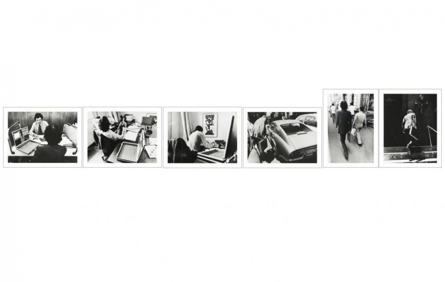 PARA UM JOVEM DE BRILHANTE FUTURO, 1974/2001, fotografia, 30,5 x 40,5 cm cada (polptico)  